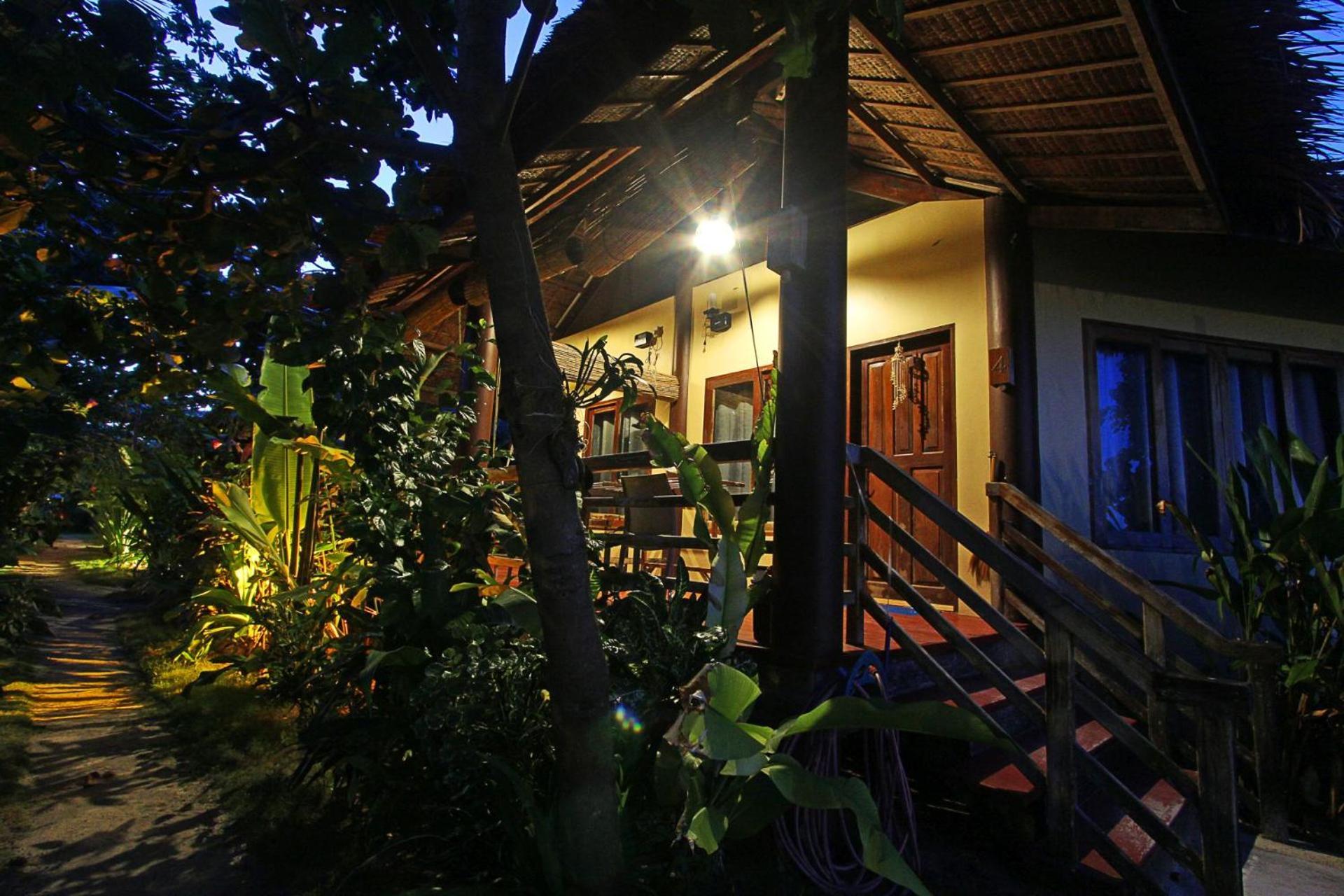 Jonas And Twins Resort General Luna  Exterior photo